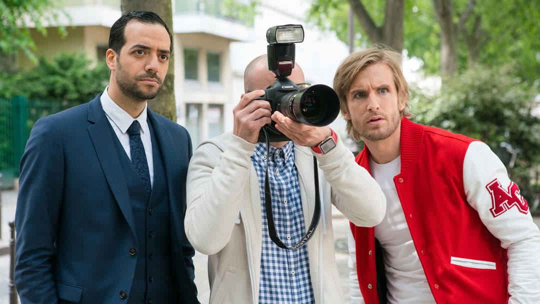 Alibi.com backdrop 1