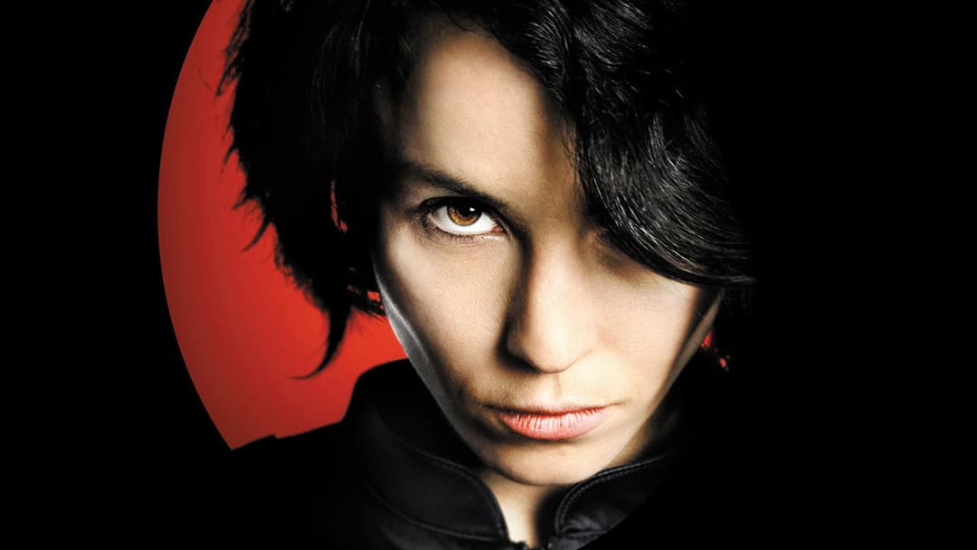 Дівчина, яка грала з вогнем backdrop 6