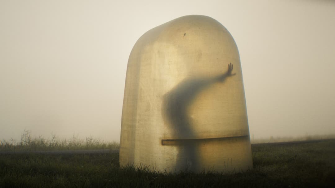 A Messy Tribute to Motherly Love backdrop 6