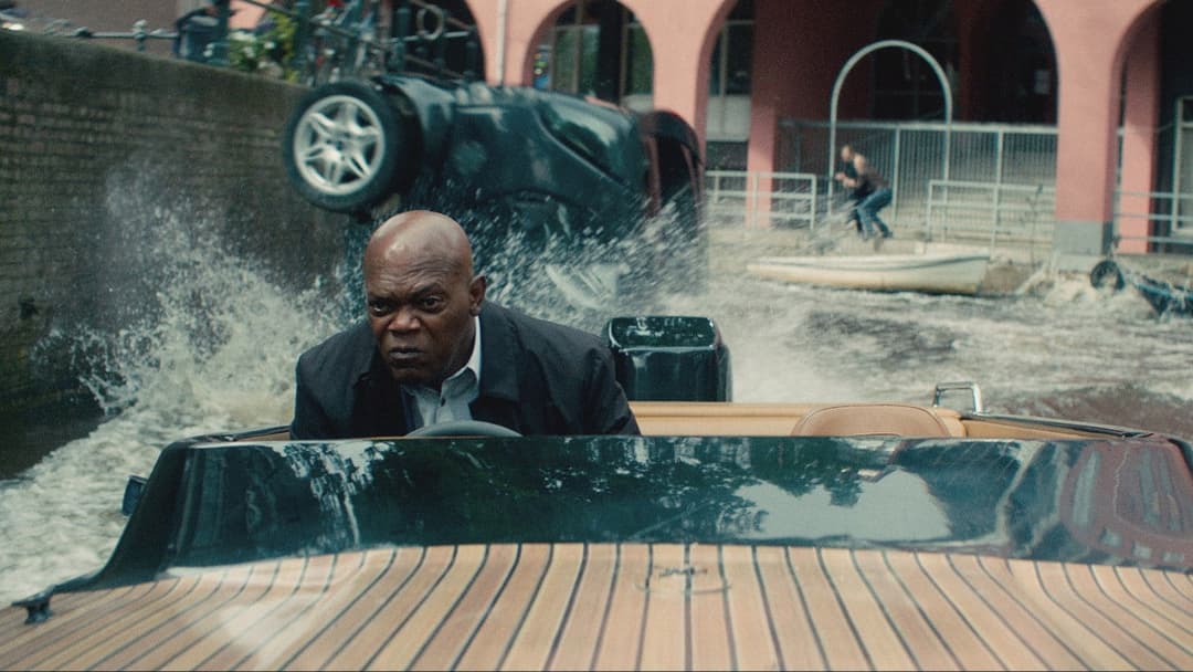 Тілоохоронець кілера backdrop 15