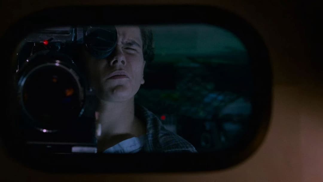 Sneakers - Die Lautlosen backdrop 17