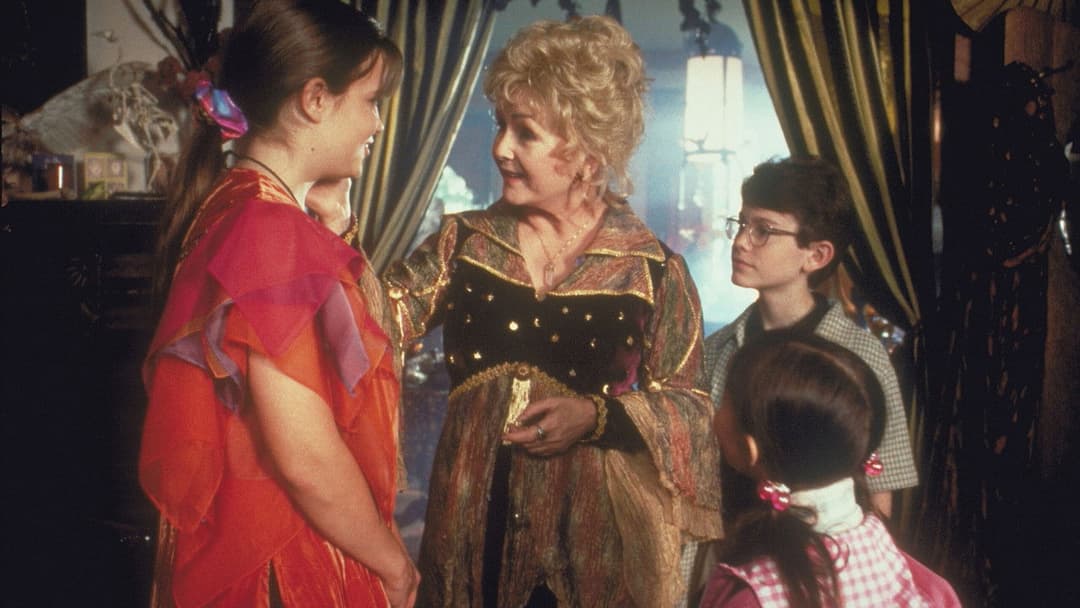 Halloweentown - Meine Oma ist 'ne Hexe! backdrop 7