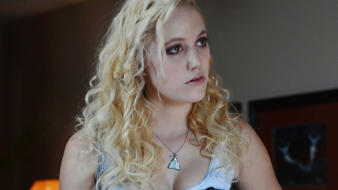 The Guest backdrop 20