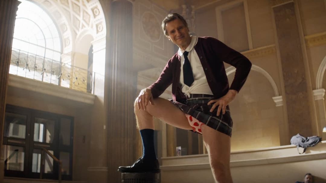 Голий пістолет backdrop 6