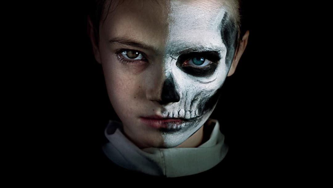 Омен: Переродження backdrop 3