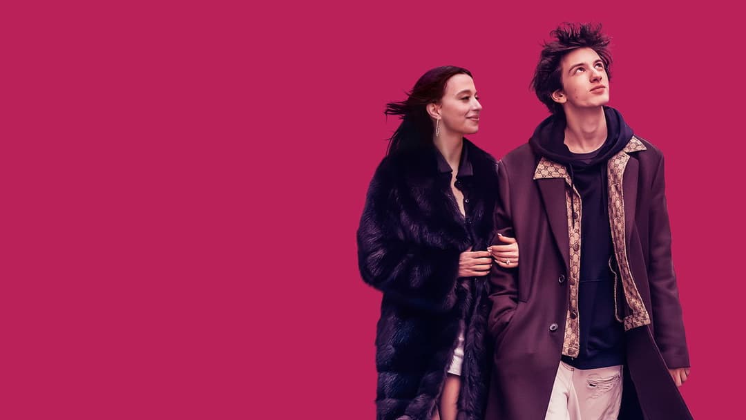 Анора backdrop 15