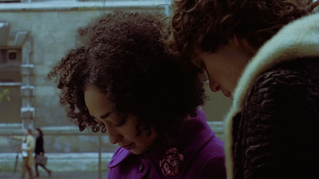 Сніданок на Плутоні backdrop 3