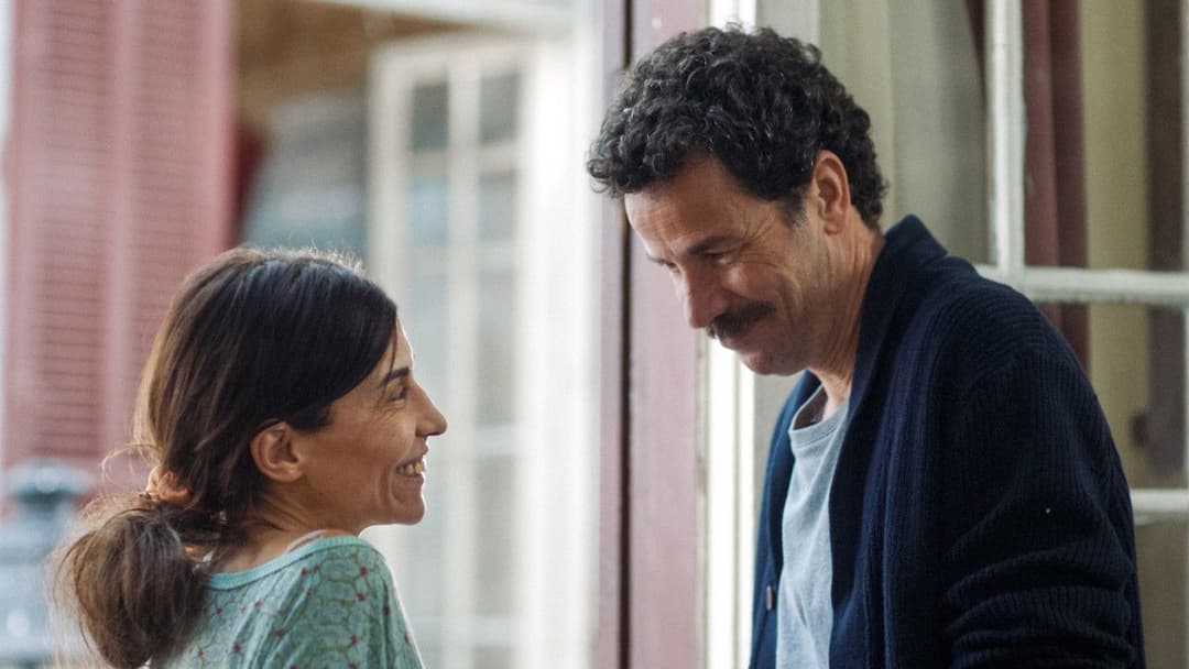 أزرق القفطان backdrop 8