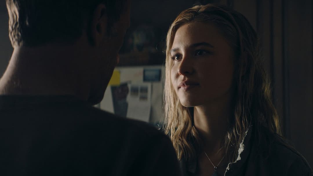 Run Hide Fight backdrop 12