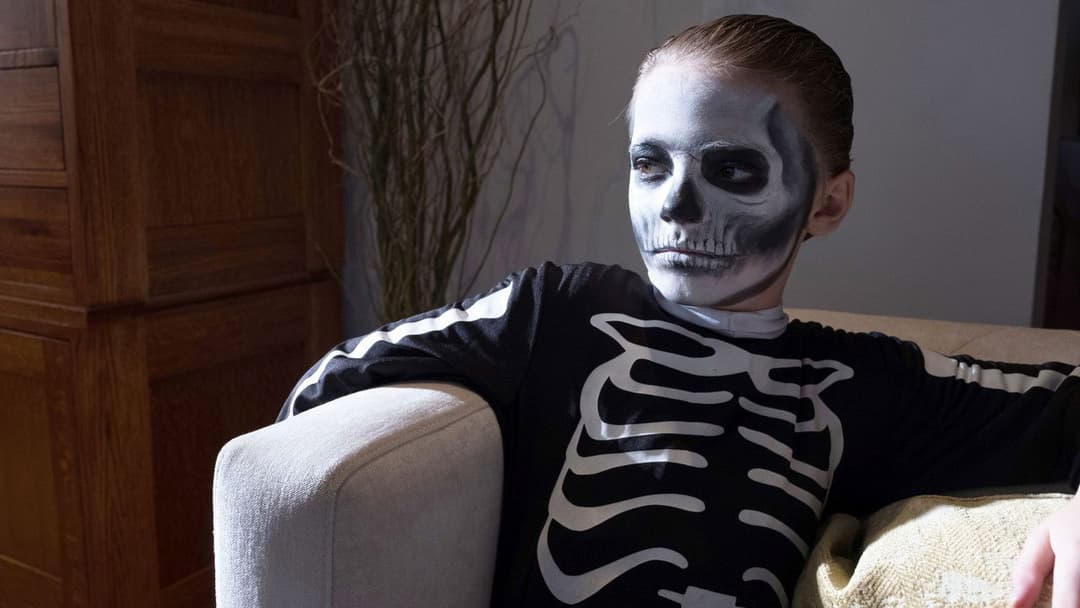 Омен: Переродження backdrop 4