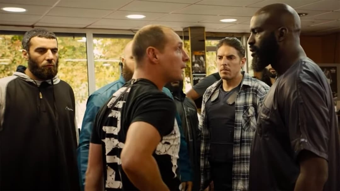 Знедолені backdrop 3