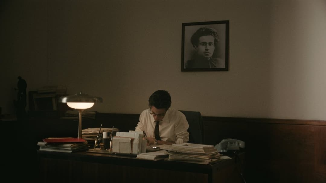 Berlinguer: La grande ambizione backdrop 2