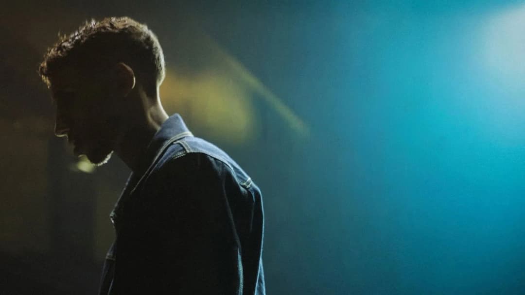 Ilyes Djadel : en vrai de vrai backdrop 3