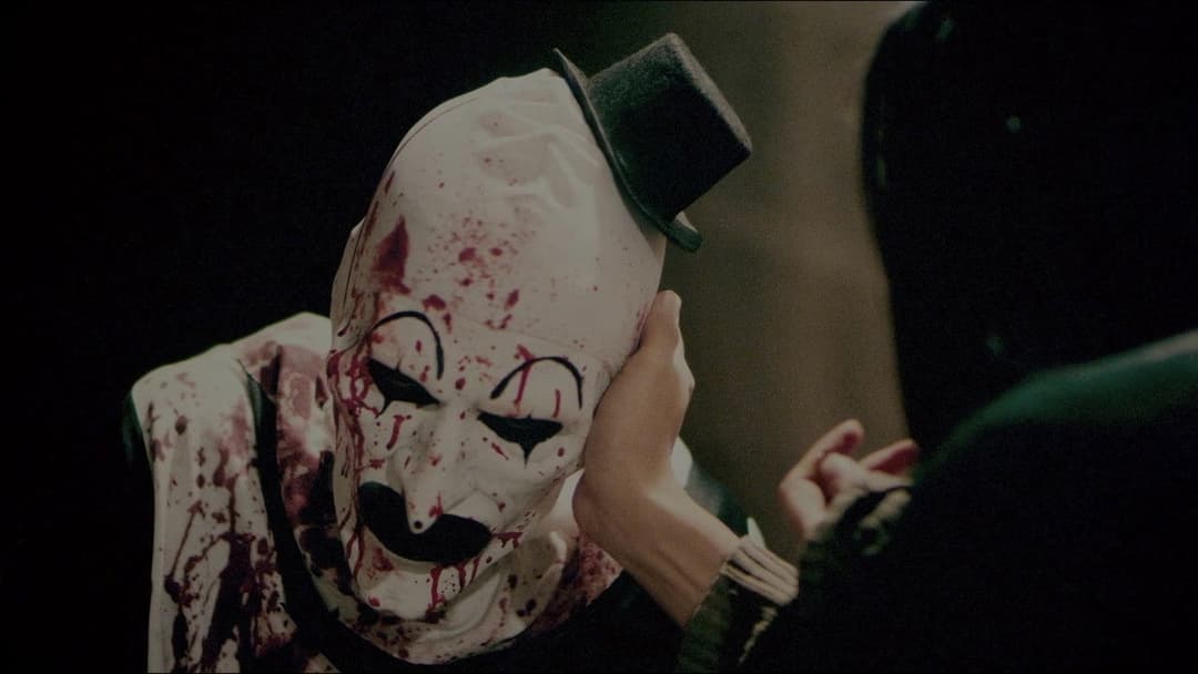 Той, що жахає backdrop 10