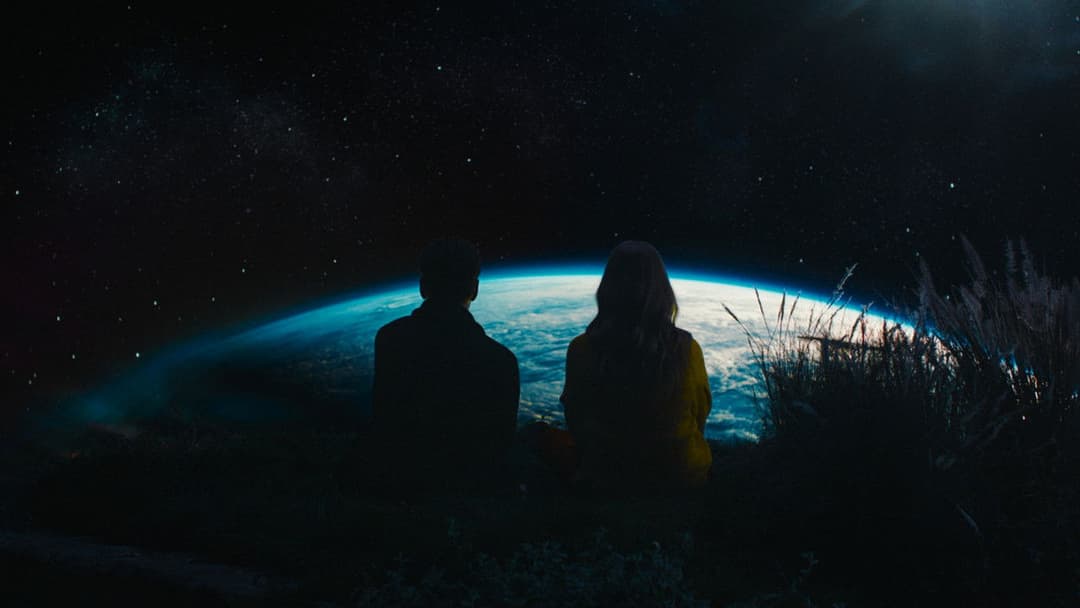 A Big Bold Beautiful Journey backdrop 6