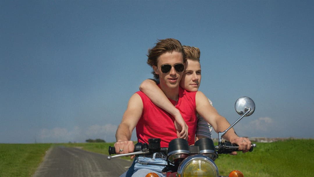 Sommer 85 backdrop 16