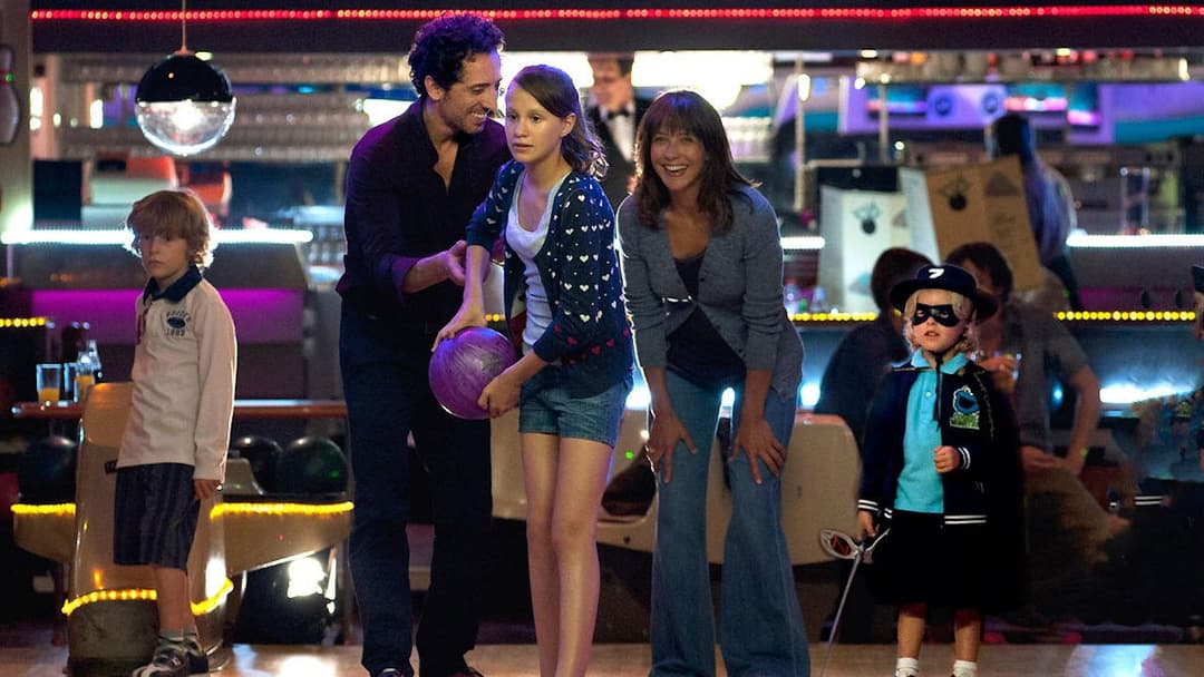 Кохання з перешкодами backdrop 7