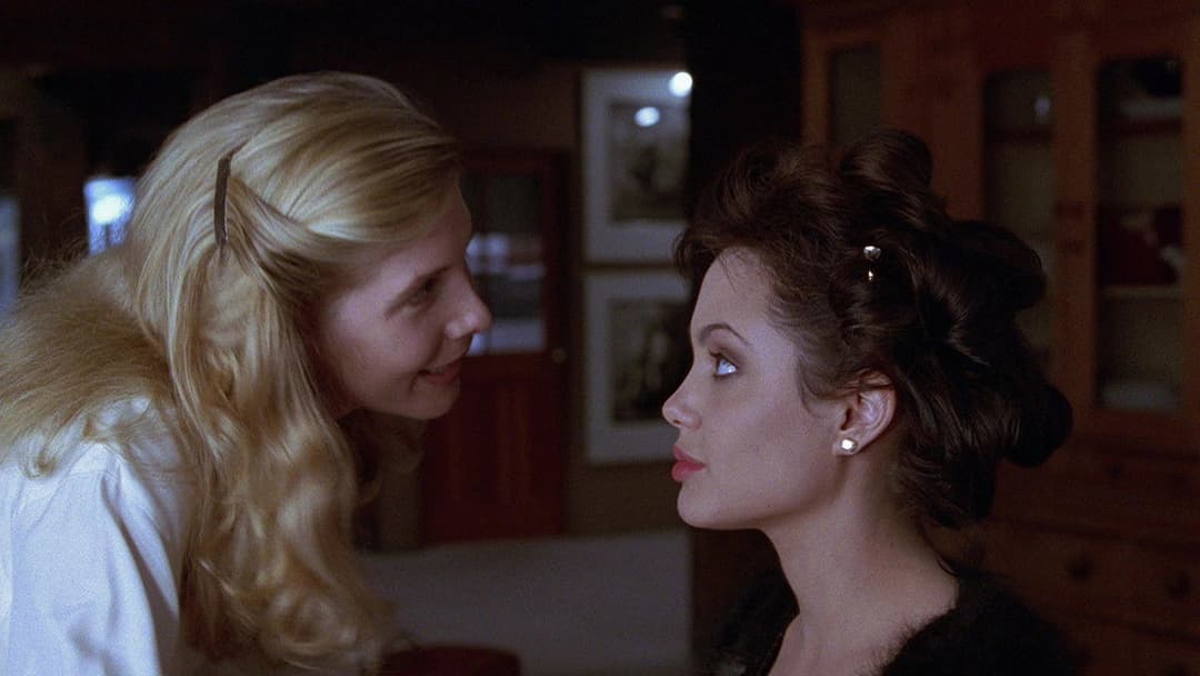 Джіа backdrop 13