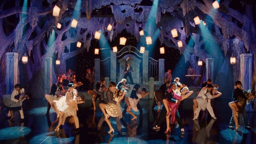 High School Musical 3: Senior Year backdrop 15