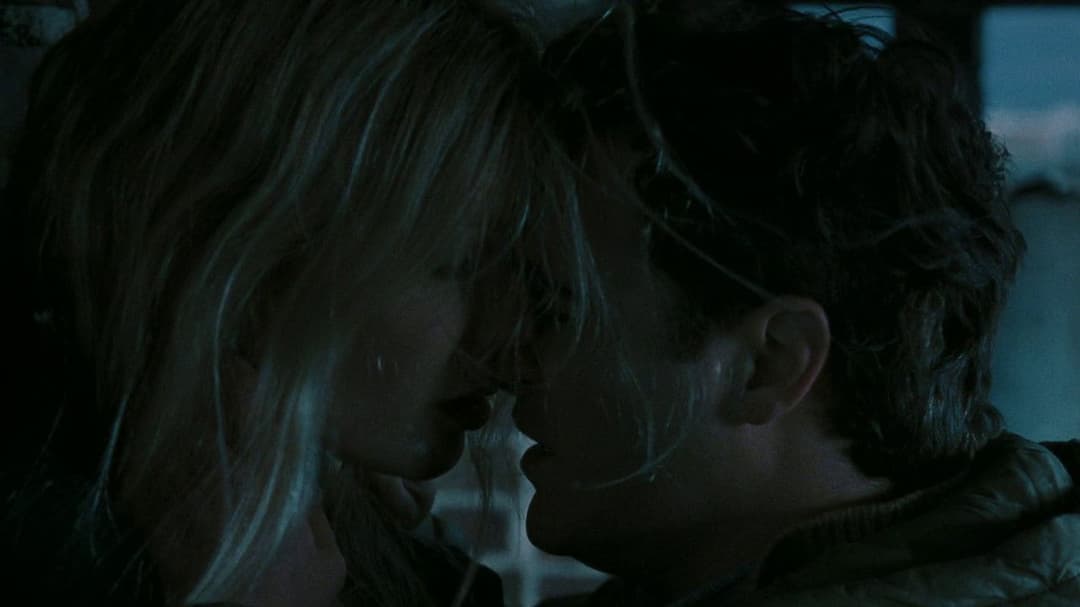 Дві коханки backdrop 9