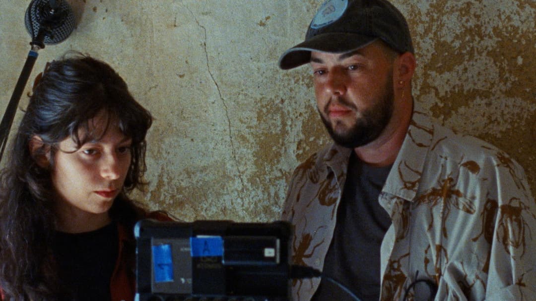 Two Times João Liberada backdrop 4