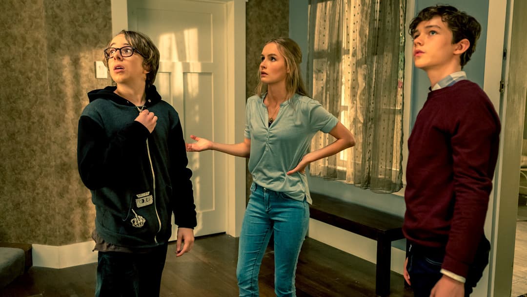 Better Watch Out backdrop 15