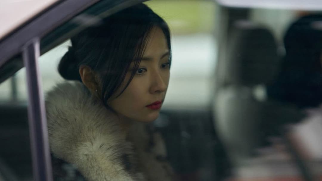 휴민트 backdrop 9