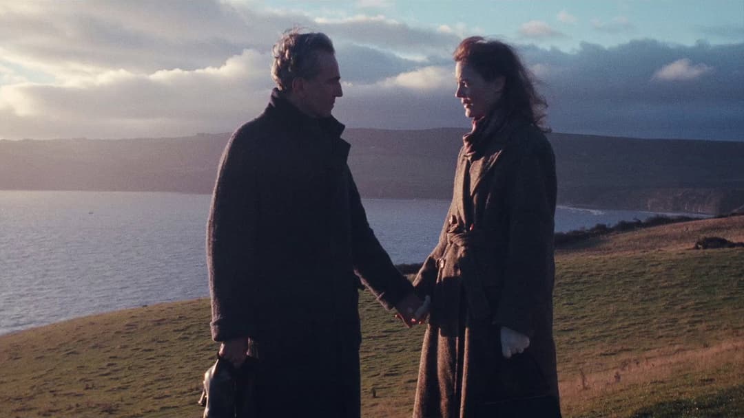 Phantom Thread backdrop 12