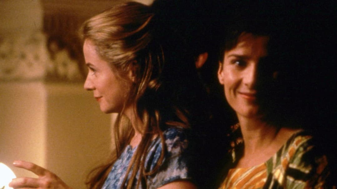 Hilary and Jackie backdrop 4