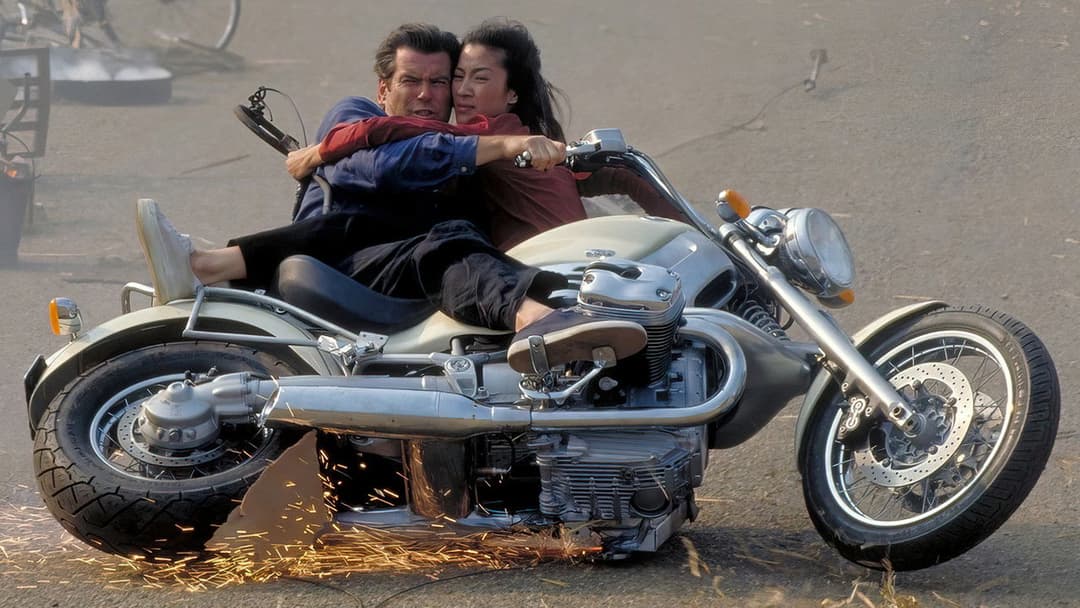 James Bond 007 - Der Morgen stirbt nie backdrop 5