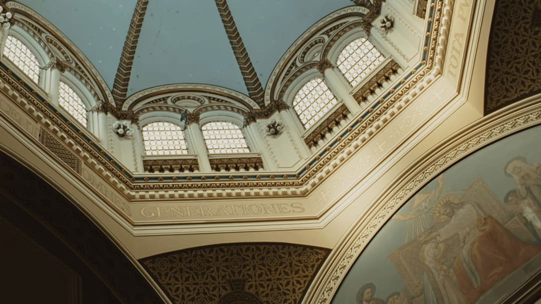 Сумнів backdrop 16