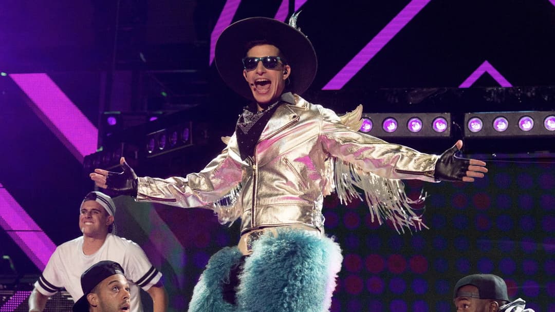 Поп-зірка: Не припиняй, не зупиняйся backdrop 20