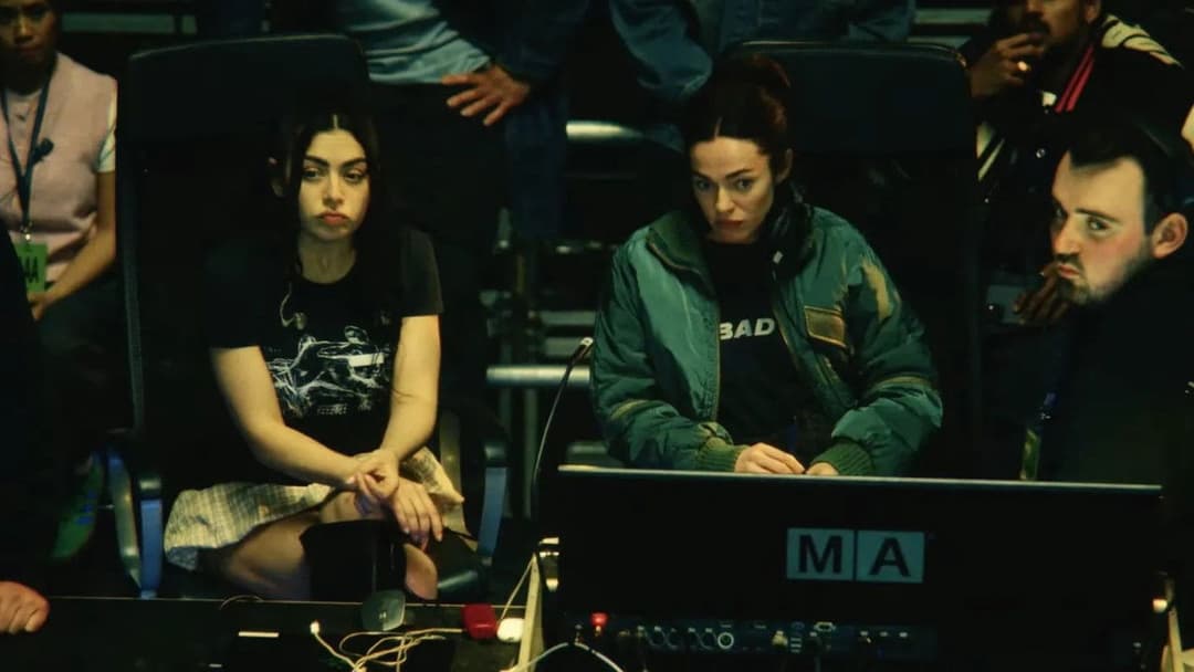 Момент backdrop 4