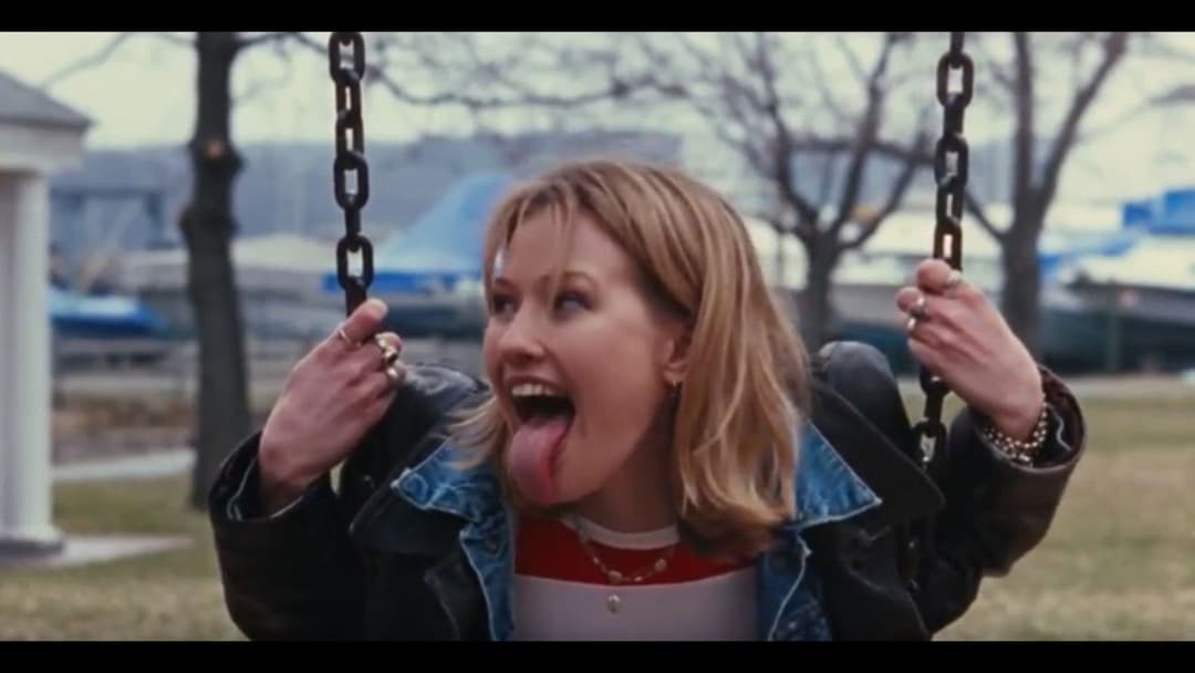 У гонитві за Емі backdrop 9