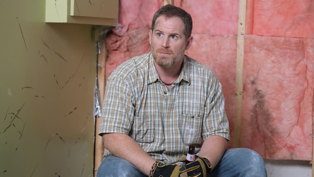 The Guide to the Perfect Family backdrop 4