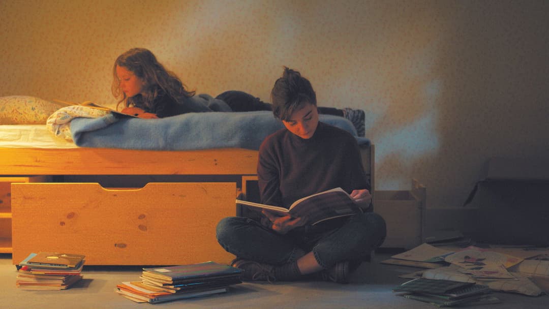 Маленька мама backdrop 2