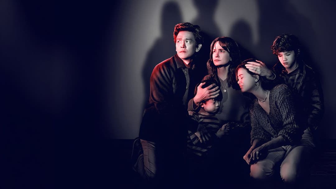 Вона слухає backdrop 7