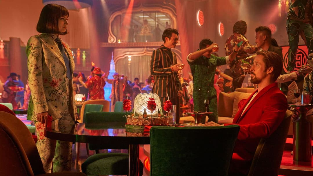 The Gray Man backdrop 11