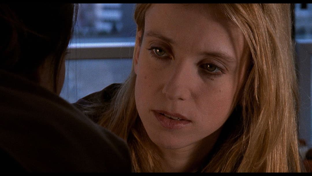 В моїй шкірі backdrop 9