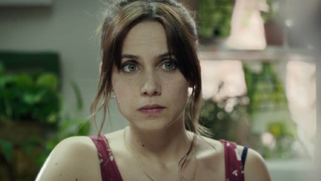 Die Warnung backdrop 3