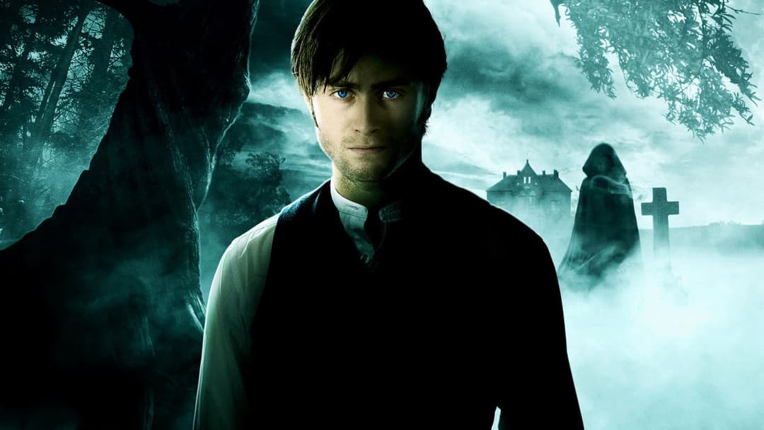 Die Frau in Schwarz backdrop 6