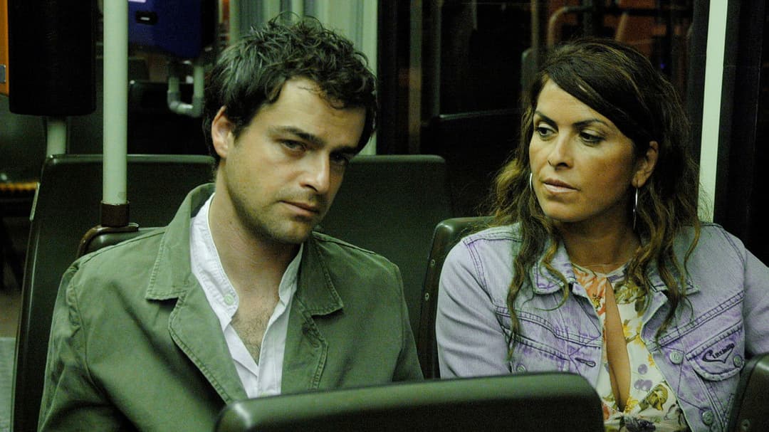 На іншій стороні backdrop 8