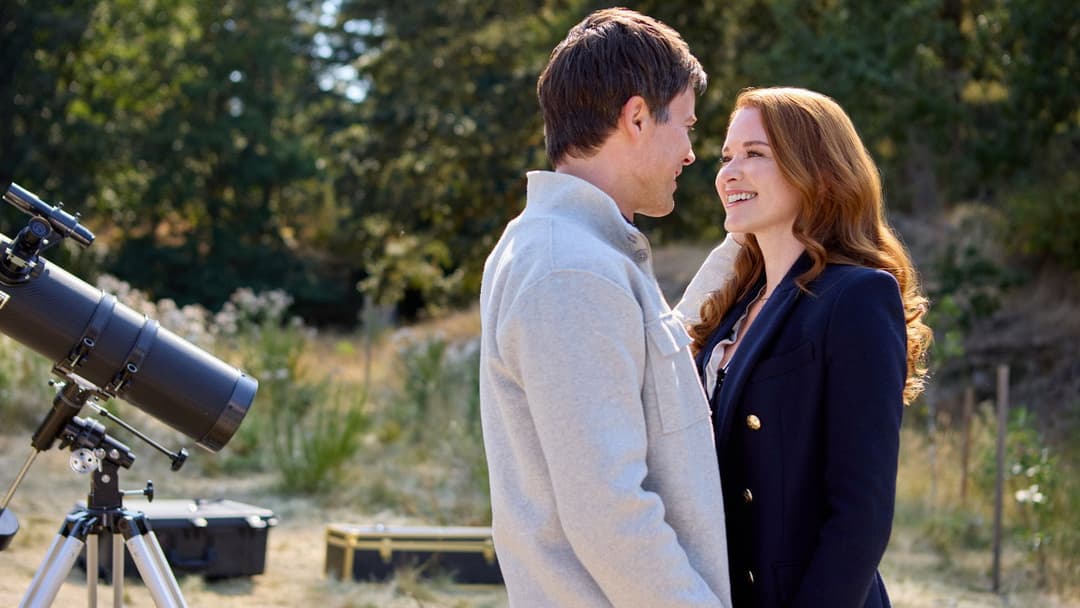 The Stars Between Us backdrop 2