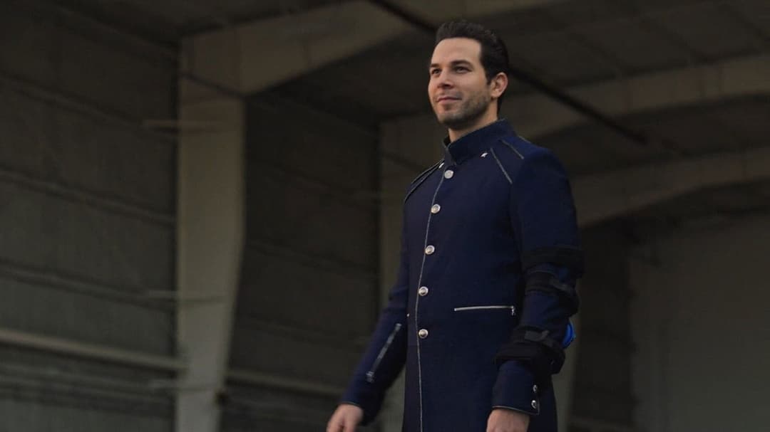 Таємне товариство другонароджених членів королівської сім’ї backdrop 8