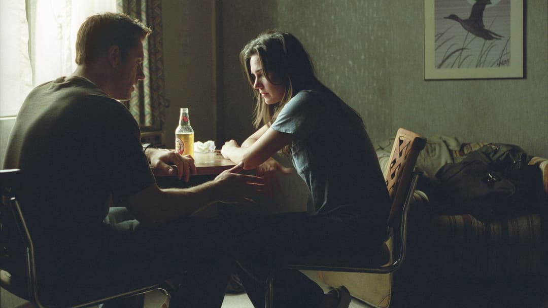 Будинок з піску і туману backdrop 15