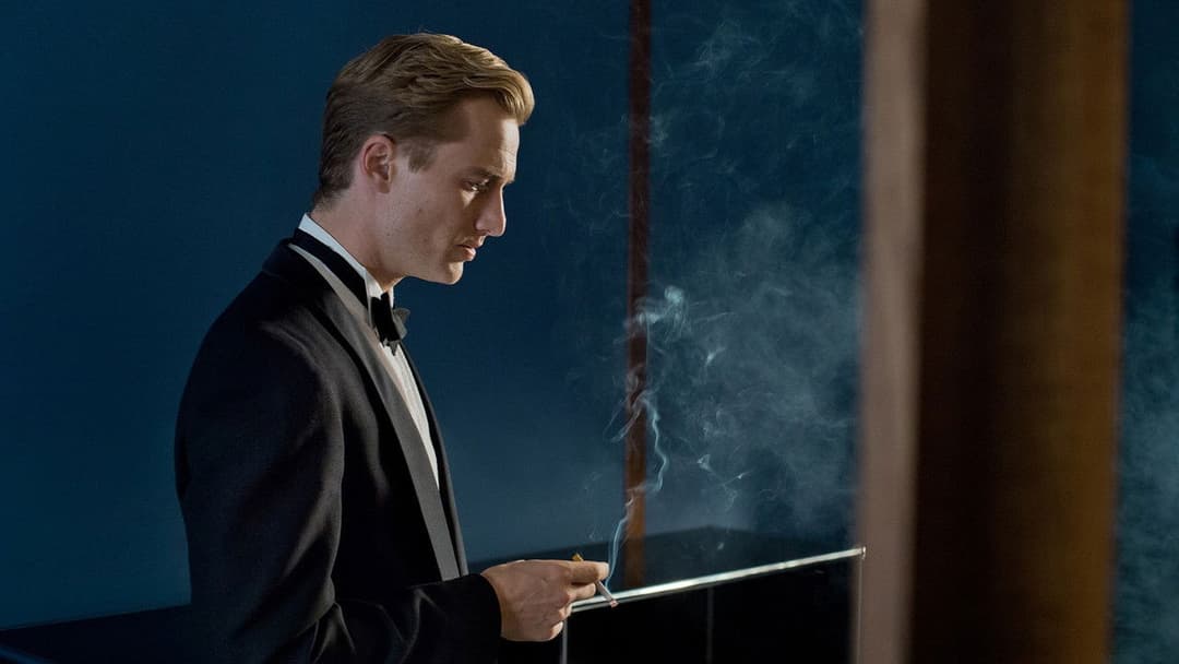 Im Labyrinth des Schweigens backdrop 7