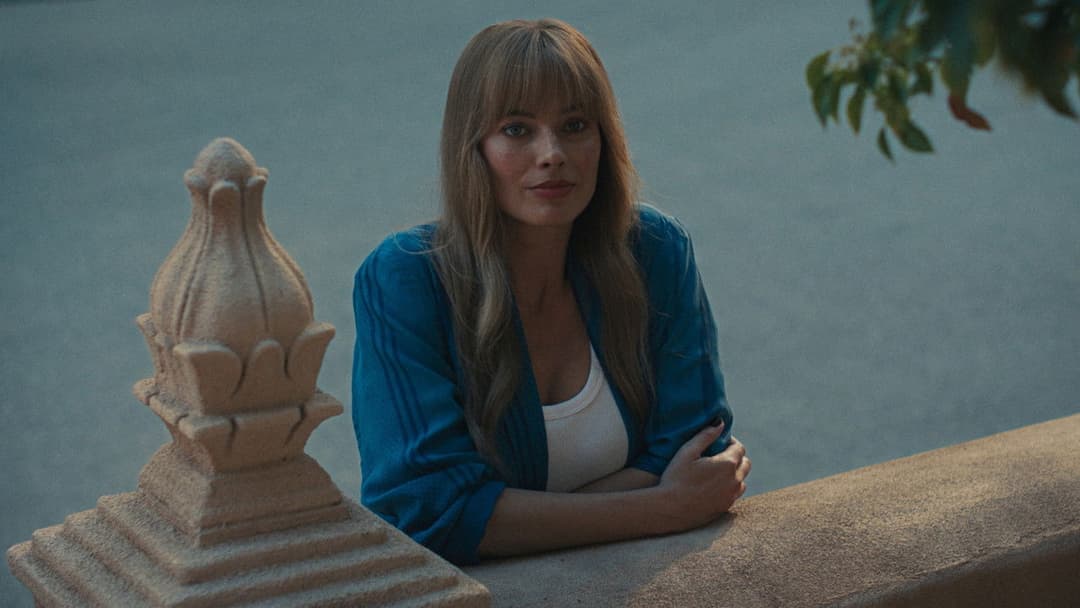 A Big Bold Beautiful Journey backdrop 5