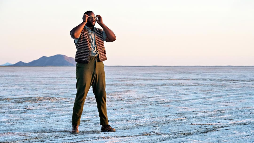 Дев’ять днів backdrop 8