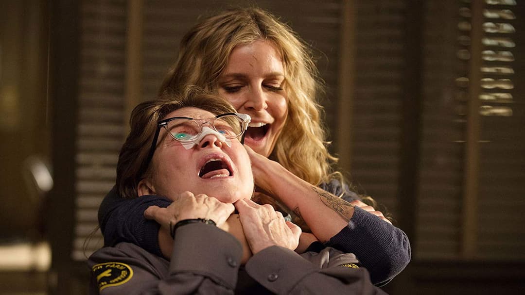 Трійця з пекла backdrop 14