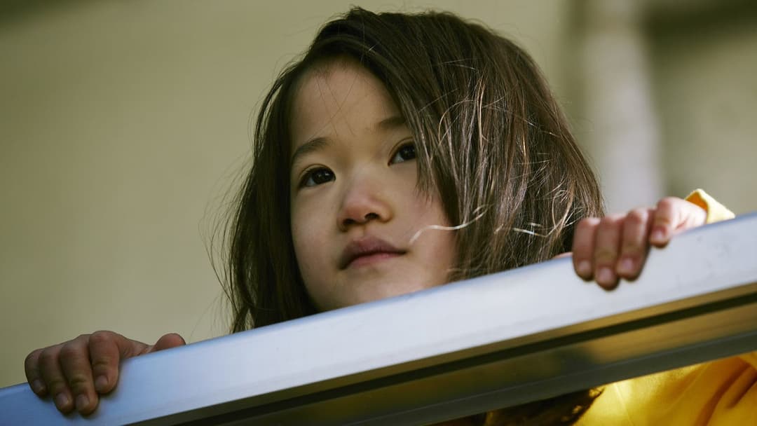 Shoplifters - Familienbande backdrop 5